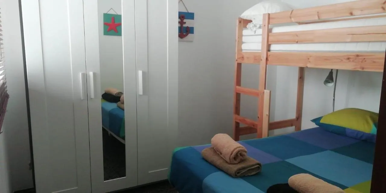 Cosy Two-Bedroom Apartment In The Centre Of El Medano  אל מדאנו